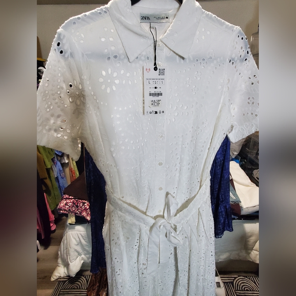ZARA ZW COLLECTION WHITE EMBROIDERED EYELET SHIRT DRESS ✨️Size L✨️ - Picture 3 of 5